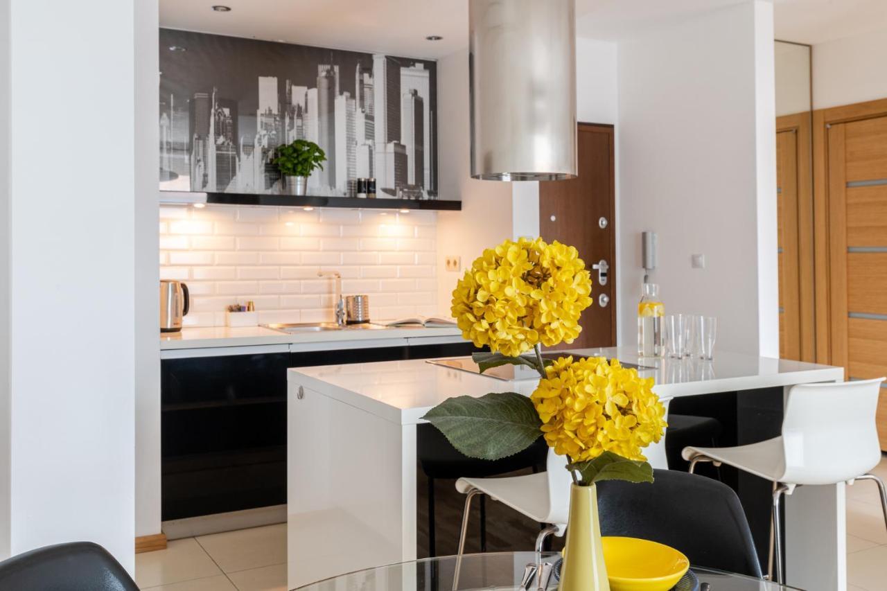Modern Apartments With Free Parking Spot Cracovia Esterno foto