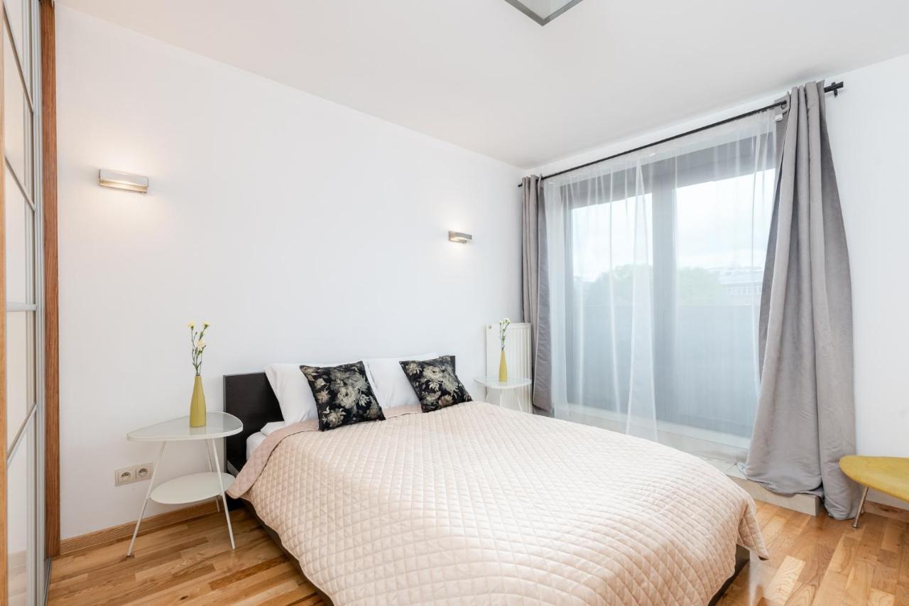 Modern Apartments With Free Parking Spot Cracovia Esterno foto