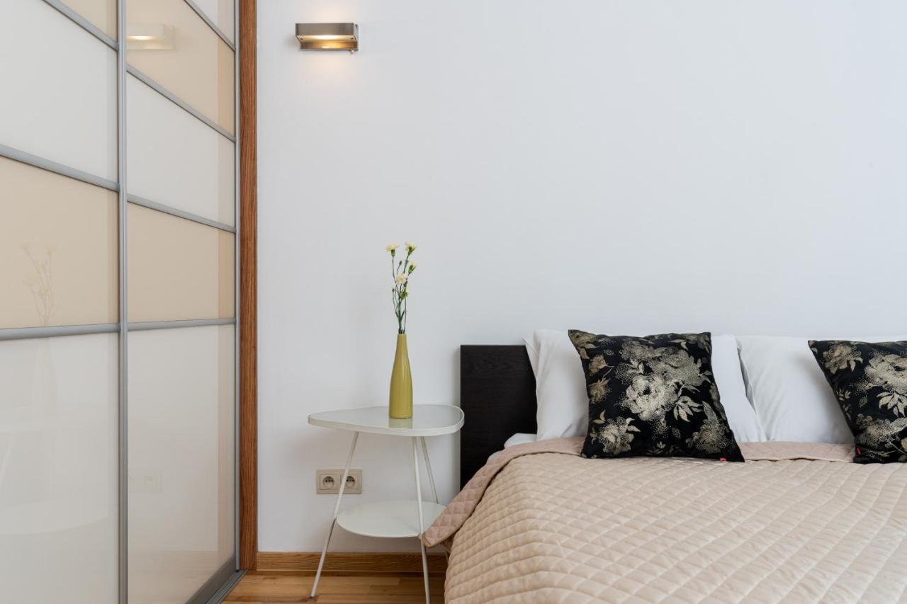 Modern Apartments With Free Parking Spot Cracovia Esterno foto